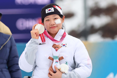 김윤지 또 해냈다…李 대통령 