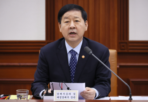 정부 중동사태 대응 위한 추경편성에 야당 선거용 돈 풀기 지적