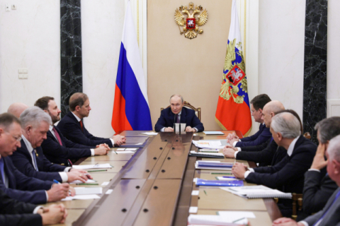 중동 전쟁 장기화…푸틴이 웃는다