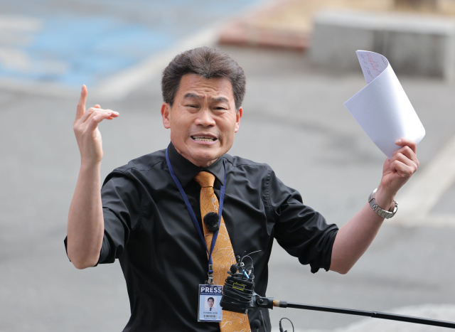 '탈당 소동' 전한길 사과…