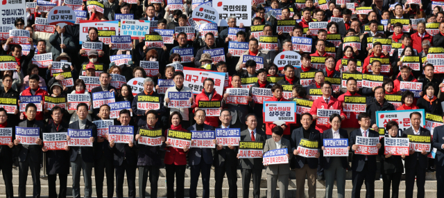 통합 무산·신공항 표류…