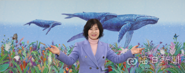 이종선 대표가 봉무갤러리에서 6개월에 걸쳐 완성한 200호 대작 