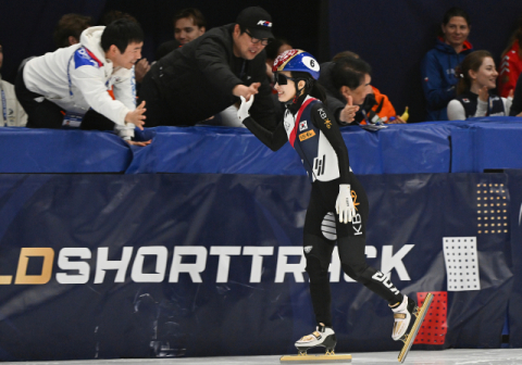 쇼트트랙 김길리·임종언, 세계선수권서 생애 첫 2관왕 '합창'