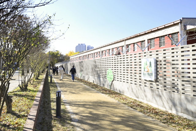 주민들의 여가 활동 공간으로 변신한 옛 대구교도소 후적지. 달성군 제공.