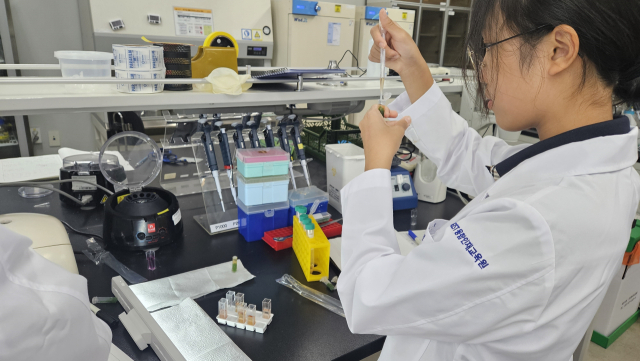 대구 달성군과 DGIST가 공동으로 운영하는 DGIST 과학창의학교가 18일부터 올해 교육과정을 본격 운영한다. 달성군 제공.