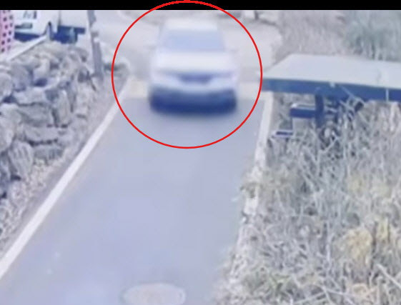 [속보] 전여친 차 가로막고 드릴로 차창 깬 뒤 살해 40대男 