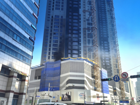 대구 중구 공사현장서 화재 발생…6분 만에 인명피해 없이 진화