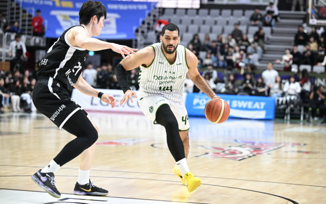 프로농구 원주 DB 프로미의 에삼 무스타파. KBL 제공