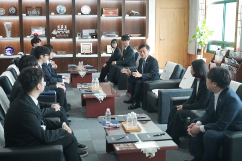 부산항만공사, 신입 10명 청렴 서약