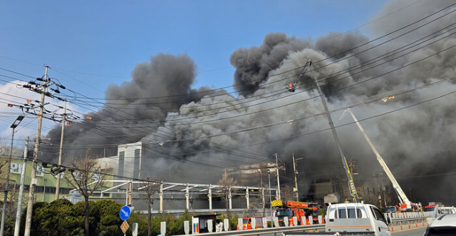 대전 車부품 공장 화재, 50명 부상…국가소방동원령 발령
