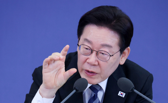 李, 사업자 대출 집 구매 경고…