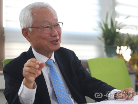  김창종 전 헌법재판관 