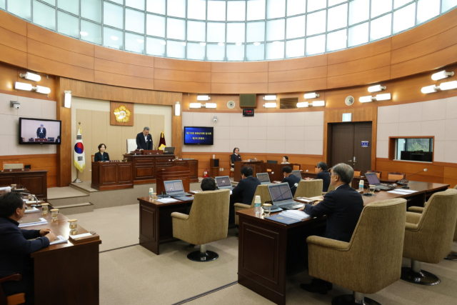 봉화군의회는 지난 19일 제2차 본회의를 끝으로 제278회 임시회를 폐회했다. 봉화군의회 제공