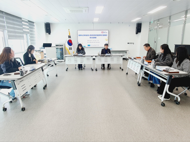 봉화교육지원청은 지난 20일 교육지원청 공감실에서 봉화특수교육지원센터와 경북도장애인종합복지관 봉화분관 간 2026년 상반기 정례회를 개최했다. 봉화교육지원청 제공