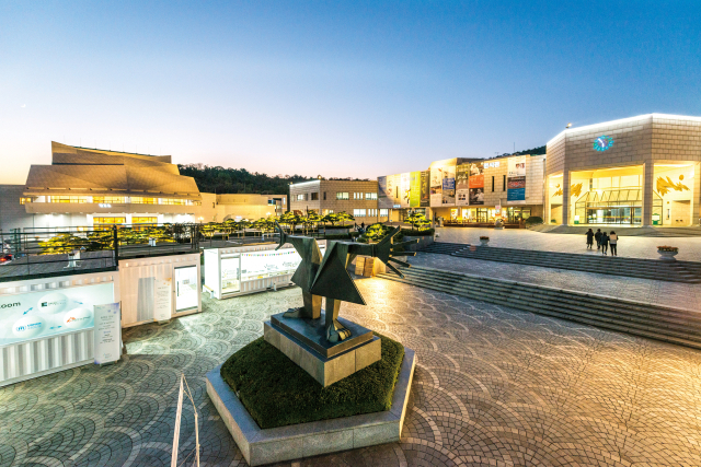 대구문화예술회관 전경 사진