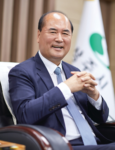 [지선 레이더] 강영석 상주시장, 직 내려놓고 조기 예비후보 등록