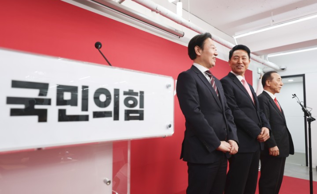 국힘 서울·민주 경기 3파전…국힘 경기·충북 '산 넘어 산'