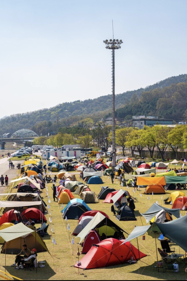 지난해 북천시민공원 일원에서 열린 비박 페스티벌 행사 장면. 상주시 제공