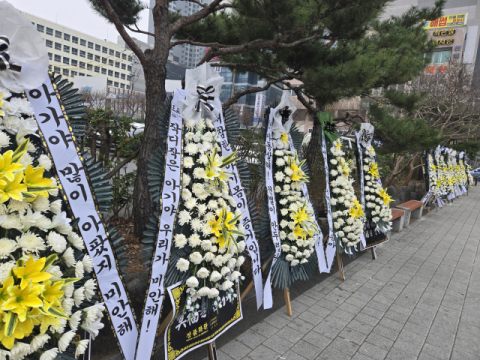 생후 42일 아들 때려 사망…야산에 암매장까지 한 친부, 징역 13년 선고