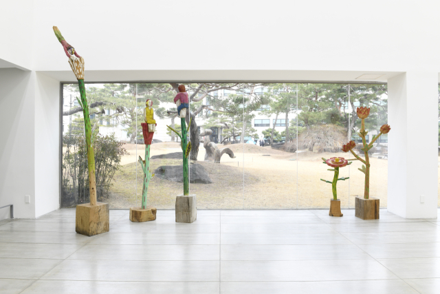 김성수, 꽃과 새가 하는 말을 들을 수 있다면, 나무에 채색