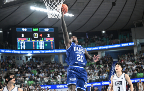 후반에 무너진 가스공사…KCC에 80대87 패배