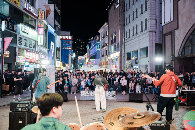지난해 진행한 동성로 청년버스킹 모습. 대구시 제공