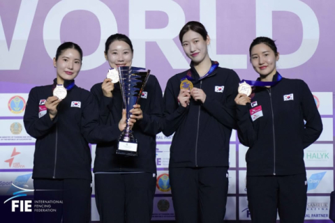펜싱 여자 에페 대표팀, 월드컵 단체전 우승…송세라 2관왕