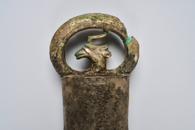 봉황무늬 고리자루큰칼(봉문환두대도). 대가야박물관 제공.