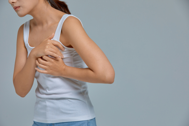 유방 통증 관련 이미지. 게티이미지뱅크