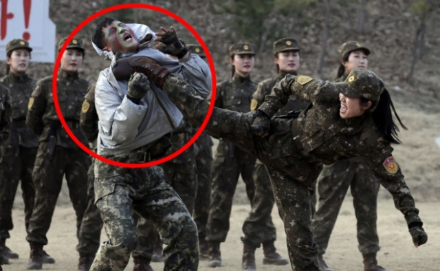 김정은, 여군 특수부대 첫 전면 부각…딸 주애 의식했나