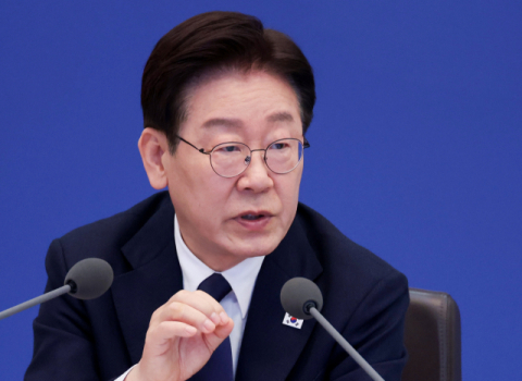 李대통령 9개월, 부동산 '메시지 정치' 강화…싱가포르식 공공주택으로 향하나