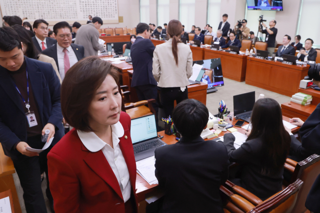 與 주도 조작기소 국조특위, 증인도 입맛대로 선택하나 