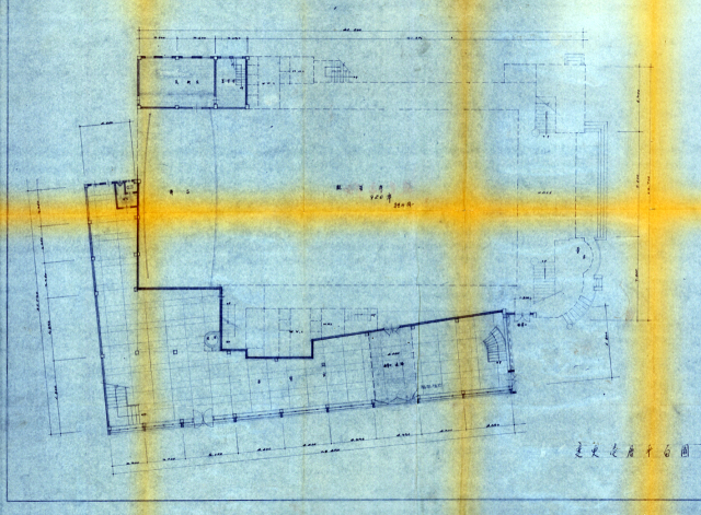 1969년, 한일극장이 증축을 시도할 당시의 1층 평면도. 아케이드를 새로 지으면서 큰 출입구를 동성로 쪽으로 추가했다. 국가기록원.