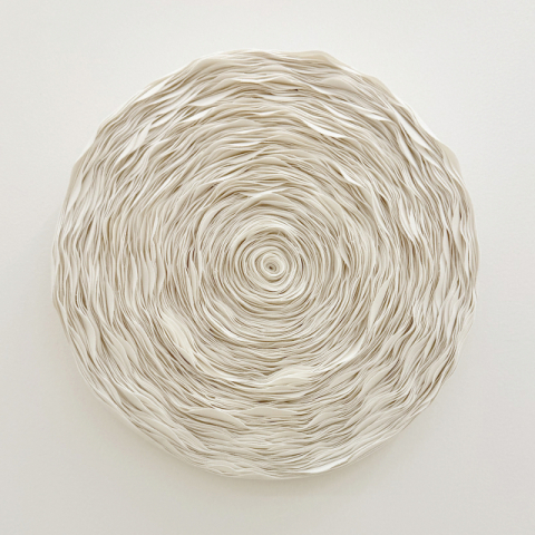 [전시속으로] 김건이 패션디자이너, 첫 개인전 개최