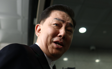 김병기 차남 경찰 출석…