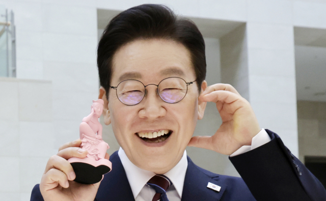 추경 준비한 기획처에…李 