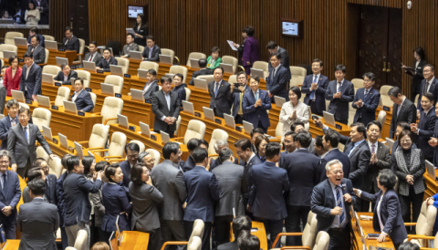李 시정연설에 모처럼 여야 화기애애…野, 추경 내용엔 비판 