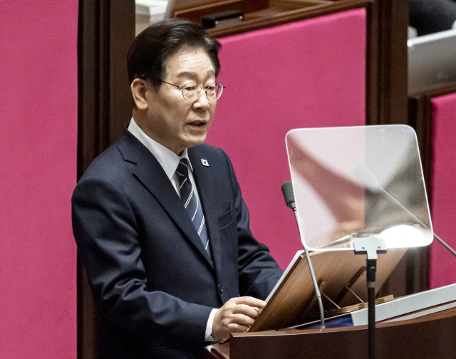 이재명 대통령이 2일 국회에서 2026 추가경정예산안 시정연설을 하고 있다. 연합뉴스