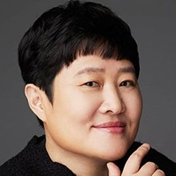 '이승기 정산 갈등' 권진영 대표, 수십억대 횡령 혐의 1심 집유