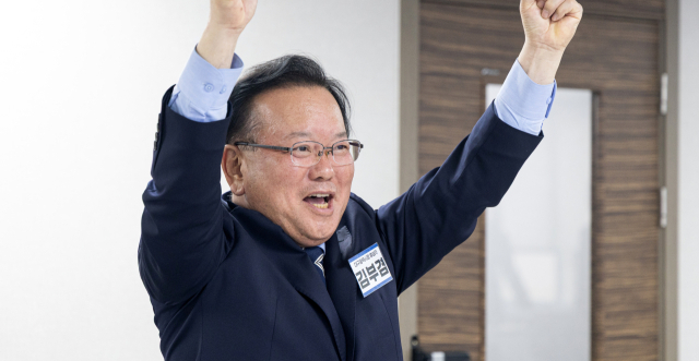 대구시장 4파전?…보수 틈 비집는 '김부겸 바람'