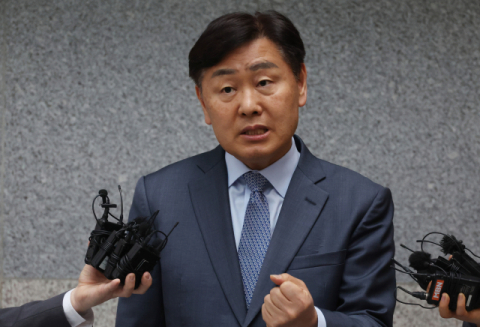 경찰, 김관영 '돈봉투 살포 의혹' 관련 전북도청 압수수색