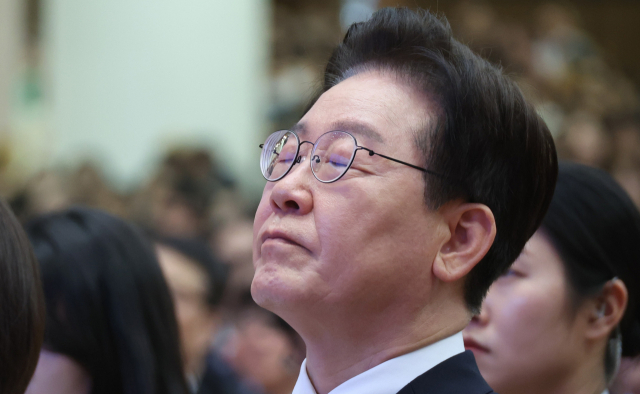 고환율·고물가에…李 지지율 61.2%로 1%p 하락