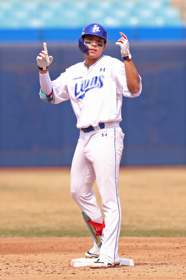 삼성 라이온즈의 김영웅. 삼성 제공