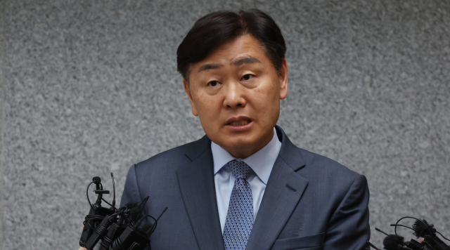 경찰, 김관영 '돈봉투 살포 의혹' 관련 전북도청 압수수색