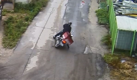 4월 봄비로 생긴 '도로 위 유막'…이륜차 미끄럼 사고 주의보