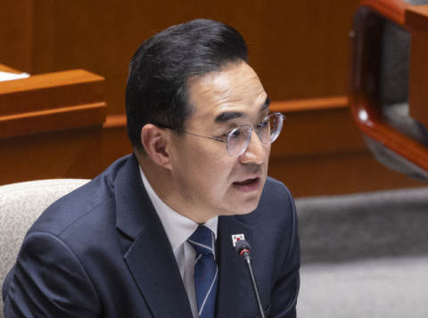 '전쟁 추경'으로 中관광객 40만원 지원?…