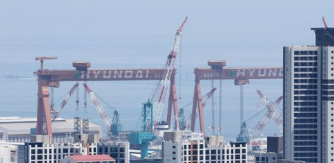 [속보] 울산서 해군 잠수함 화재 실종자 발견…