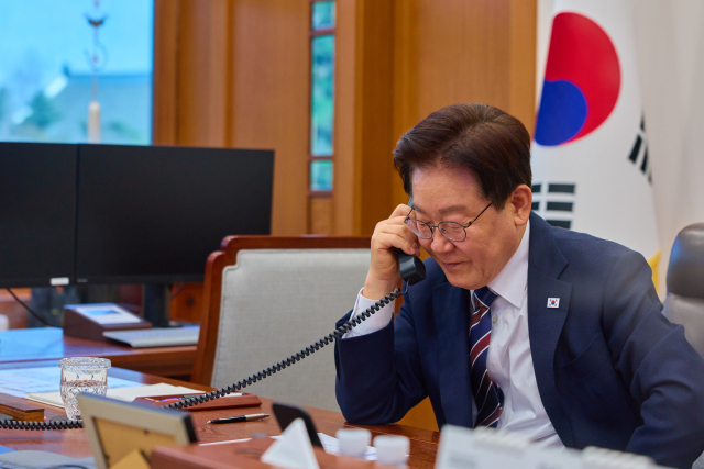 李대통령 지지율 61.9%로 올라…