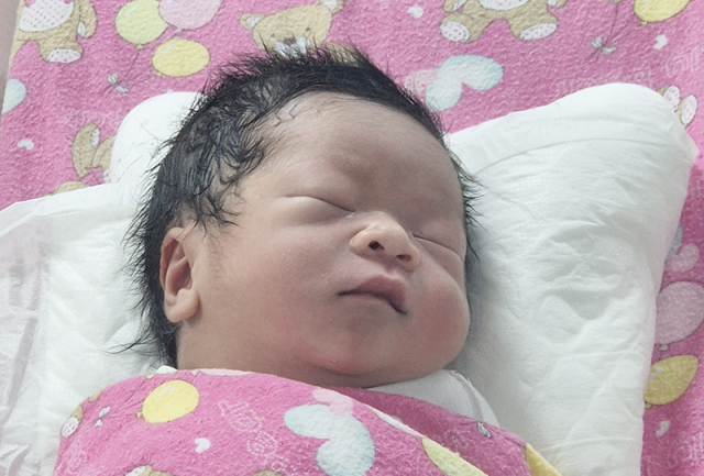 문진영 산모 아기.