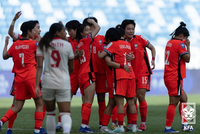 한국 여자 축구대표팀 선수들이 15일 브라질에서 열린 